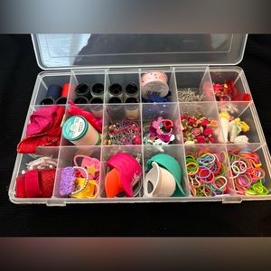 Brand new dolls accessories full kit.